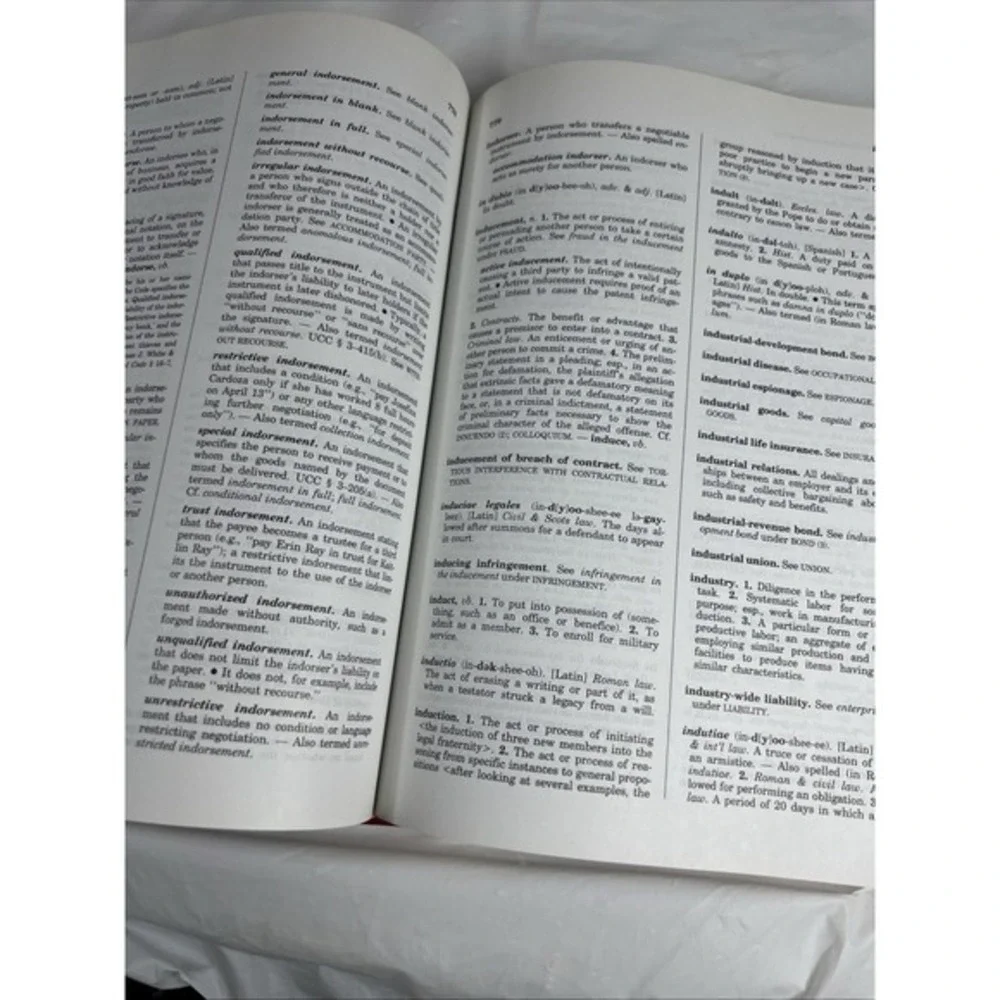 BLACKS LAW‎ DICTIONARY SEVENTH 7TH EDITION HARDCOVER BOOK LEGAL BRYAN GARNER